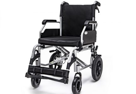Carucior cu rotile pliabil Lightman Travel 38