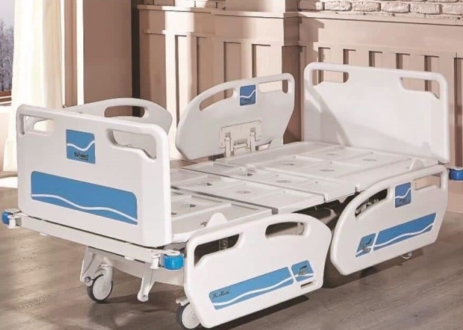Pat de spital electric, cu patru motoare TM-D 4056