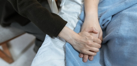 Functionalitate si tehnologie: ghidul pentru alegerea paturilor medicale ideale