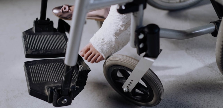 Cum sa faci mici ajustari pentru confortul zilnic al unui scaun cu rotile